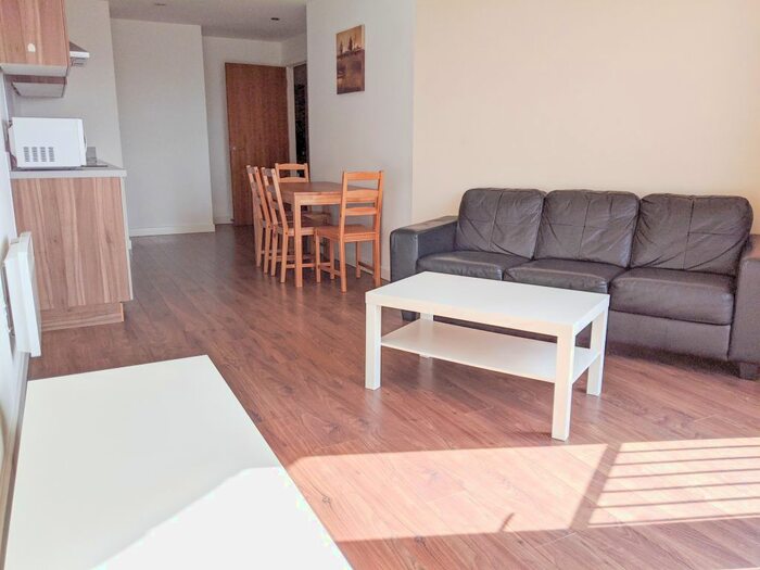 2 Bedroom Flat To Rent In Bedroom - Alto, Sillavan Way, Salford, M3