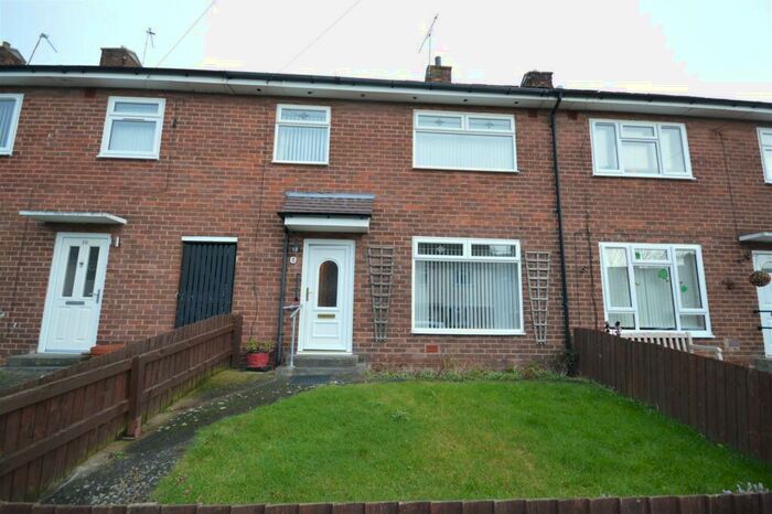 2 Bedroom House To Rent In Shakespeare Road, Neston, CH64