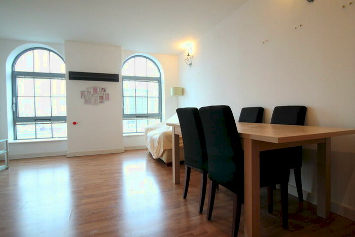 1 Bedroom Apartment To Rent In The Hicking Building, Queens Road, NG2