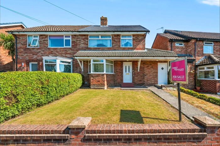 3 Bedroom Semi-Detached House For Sale In Rothwell Drive, Aughton, L39