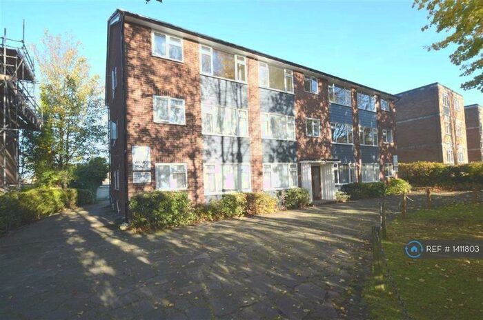 1 Bedroom Flat To Rent In Wilmot House, Sutton, SM2