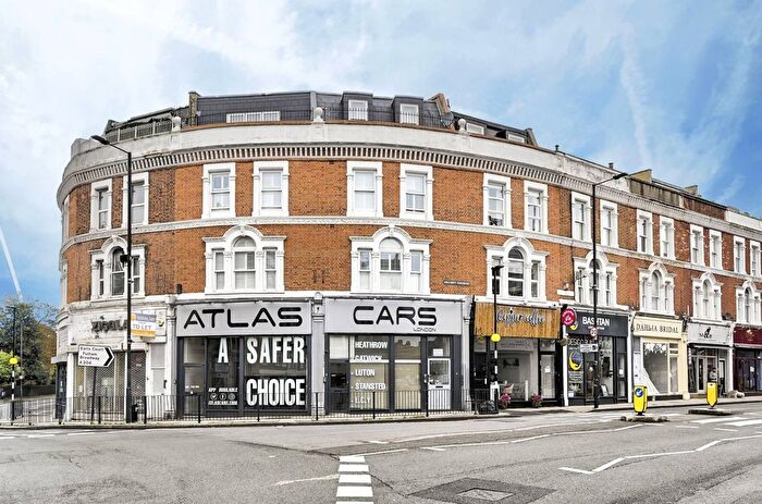 3 Bedroom Property For Sale In Fulham Road, Fulham, London, SW6