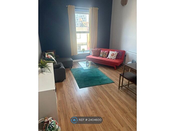 3 Bedroom Flat To Rent In Hotham Street, Liverpool, L3