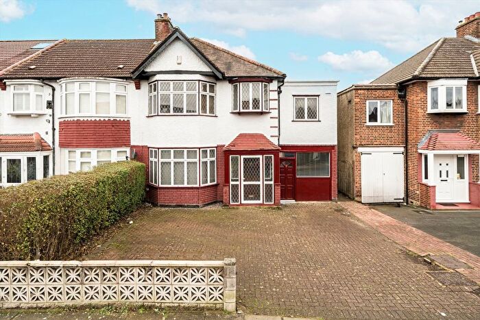 5 Bedroom Property To Rent In Grasmere Avenue, London, SW19