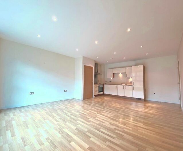 2 Bedroom Apartment To Rent In **Includes Parking** Brewery Wharf, Kelham Island, Sheffield, S3