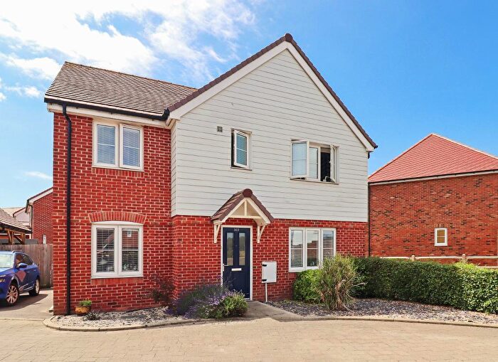 5 Bedroom Detached House For Sale In Hyton Drive, Deal, Kent, CT14
