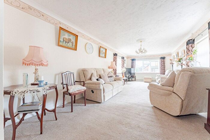 2 Bedroom Detached Bungalow For Sale In Norwich Road, Yaxham, Dereham, NR19