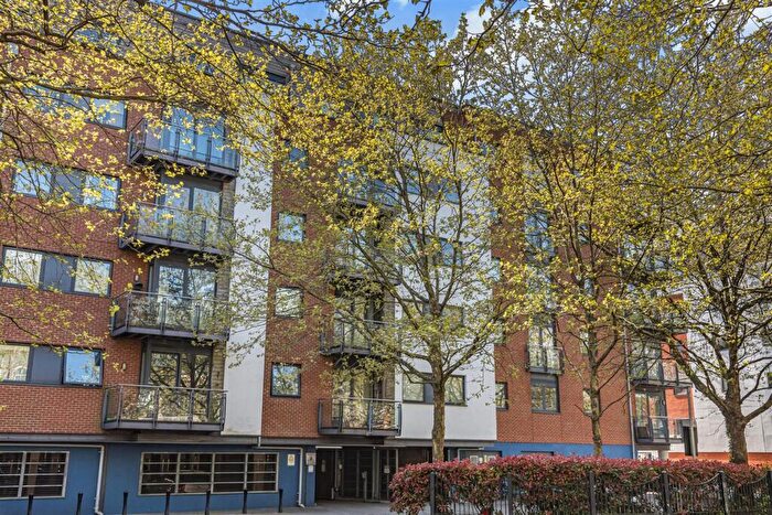 2 Bedroom Apartment For Sale In Mistral, Channel Way, Southampton, SO14