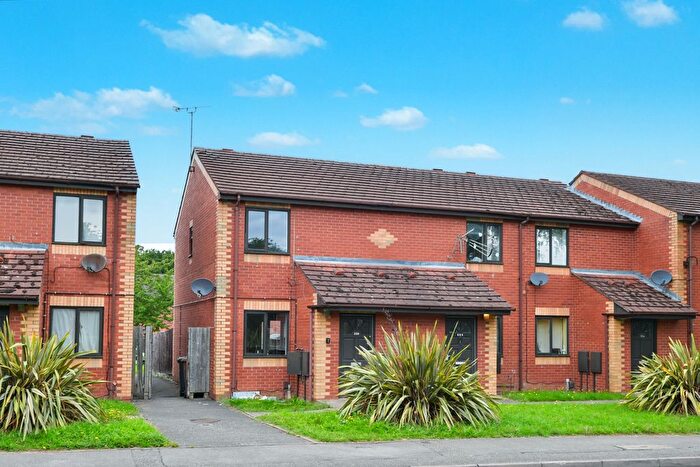 2 Bedroom End Of Terrace House For Sale In Woodfield Avenue, Lincoln, LN6