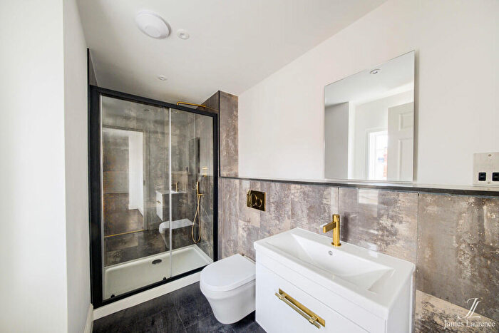 2 Bedroom Apartment To Rent In Reliance Works, Kenyon Street, Jewellery Quarter, B3
