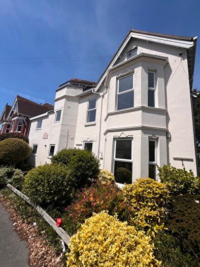 2 Bedroom Maisonette To Rent In Florence Road, Bournemouth, BH5