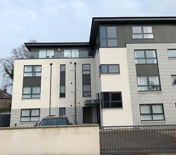 2 Bedroom Flat To Rent In B Ruthrieston Crescent, Aberdeen, AB10