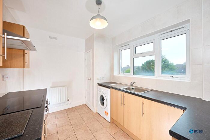 1 Bedroom Flat For Sale In Allerton Road, Allerton, L18