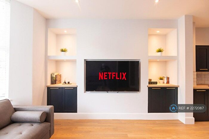 7 Bedroom Terraced House To Rent In Gresford Avenue, Liverpool, L17