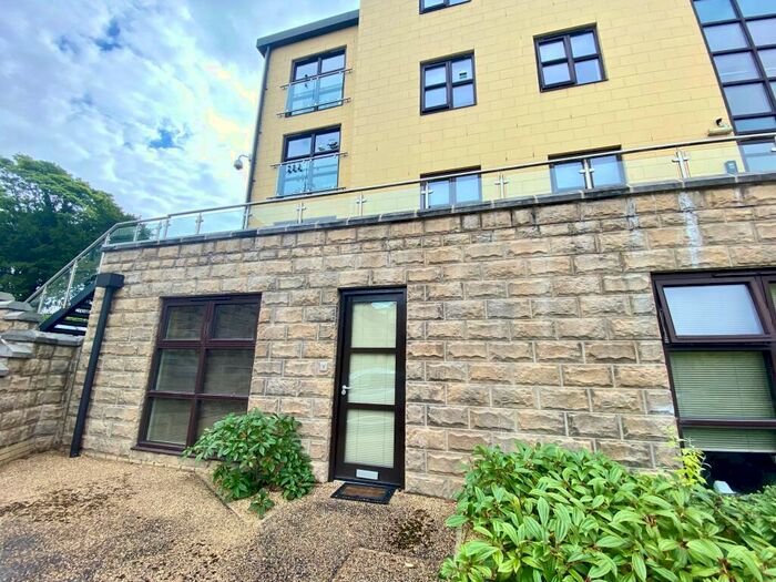 1 Bedroom Apartment To Rent In Queens View, Nr City Centre, S2