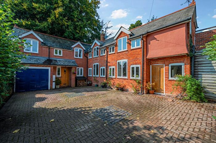 5 Bedroom Detached House For Sale In Cargate Terrace, Aldershot, Hampshire, GU11