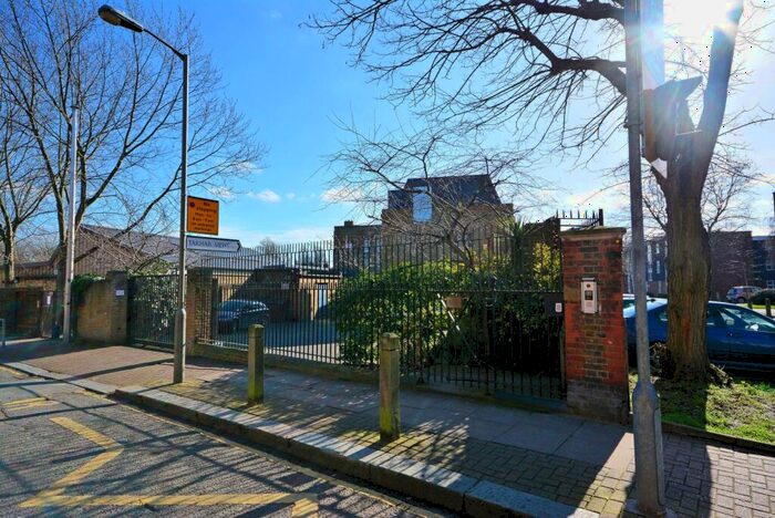 3 Bedroom House To Rent In Takhar Mews, Battersea, London, SW11