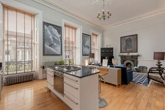 2 Bedroom Flat To Rent In Palmerston Place, Edinburgh, EH12