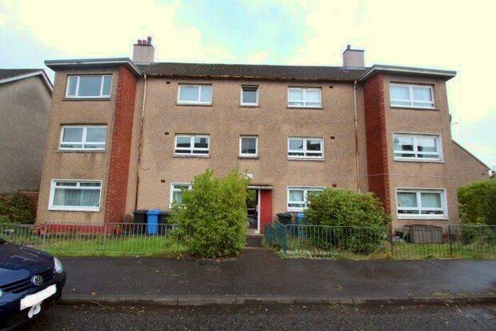2 Bedroom Flat To Rent In Trossachs Road, Glasgow, G73