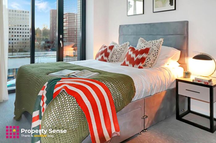 2 Bedroom Apartment To Rent In The Interchange, Stockport, SK3