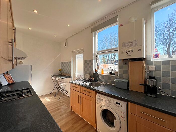 2 Bedroom Maisonette To Rent In Cromwell Road, London, SW19