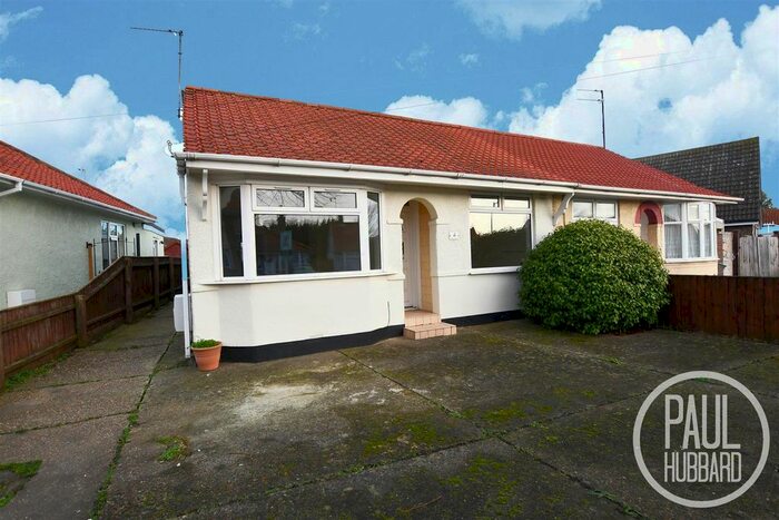 2 Bedroom Semi-Detached Bungalow To Rent In Edgerton Road, Kirkley, Lowestoft, NR33