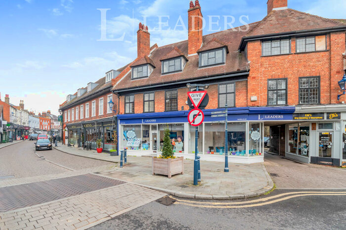 3 Bedroom Apartment To Rent In Bridge Street Hitchin, SG5