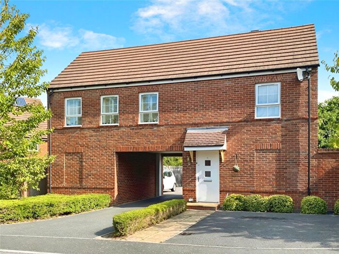 1 Bedroom Detached House For Sale In Ashmole Place, Wokingham, Berkshire, RG40
