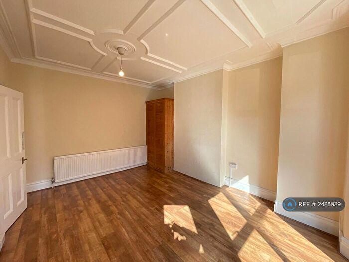 2 Bedroom Flat To Rent In Butler Rd, Harrow. Middlesex, HA1