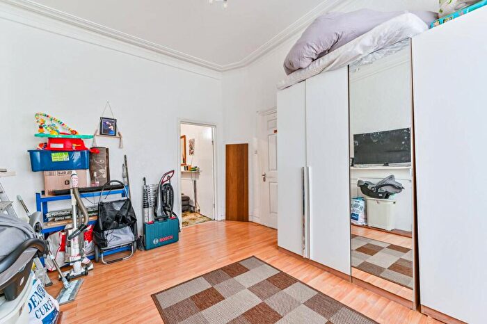 5 Bedroom House For Sale In Burma Road, Newington Green, , Newington Green, London, N16