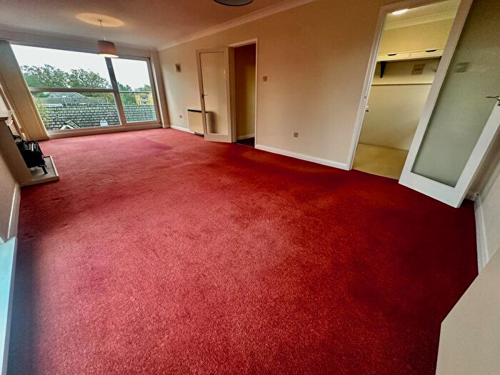 2 Bedroom Flat To Rent In Wimborne Road, Bournemouth, BH2