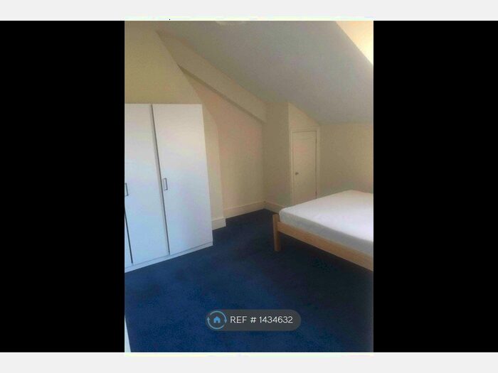 1 Bedroom Flat To Rent In Hoe St, London, E17