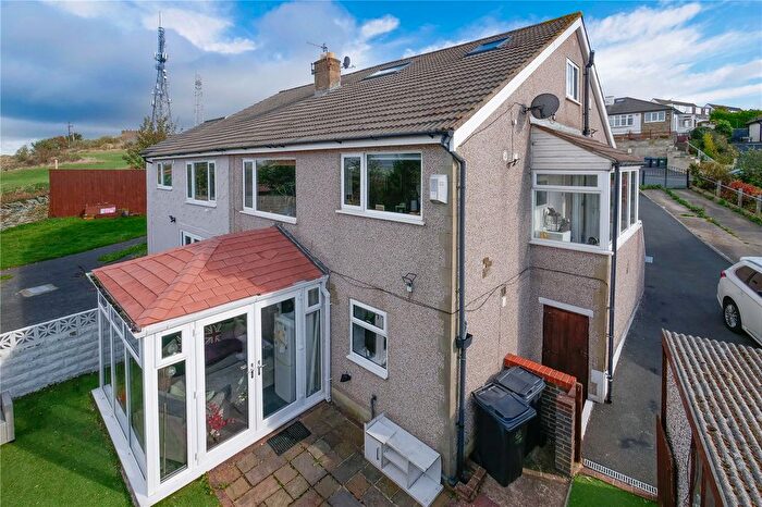 4 Bedroom Semi Detached House For Sale In West View Avenue, Shipley, West Yorkshire, BD18