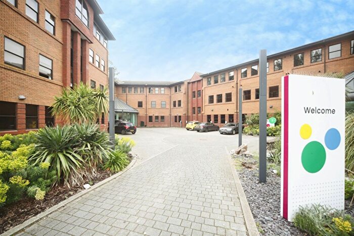 2 Bedroom Flat For Sale In Castle Street, Taunton, TA1