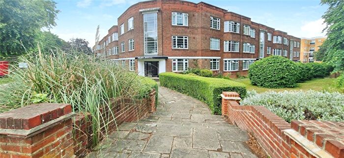 2 Bedroom Flat To Rent In Argyle Road, Ealing, W13