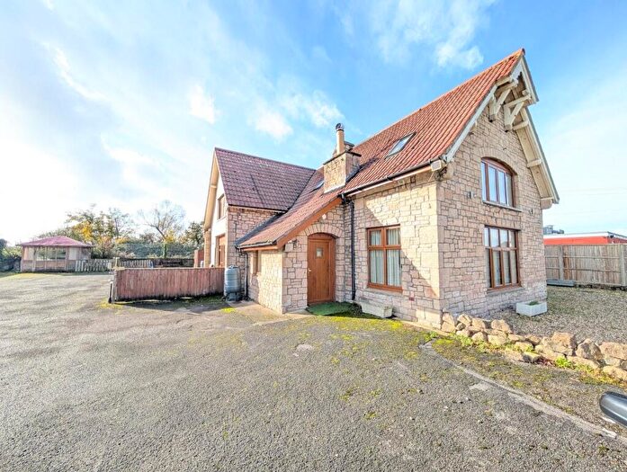 4 Bedroom House For Sale In Bank Road, Pilning, BS35