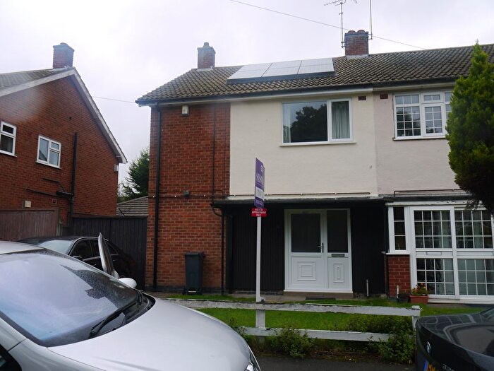 3 Bedroom Semi-Detached House To Rent In Barnstaple Road, Leicester, LE5