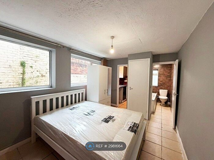 Studio To Rent In Buxton Road, Luton, LU1