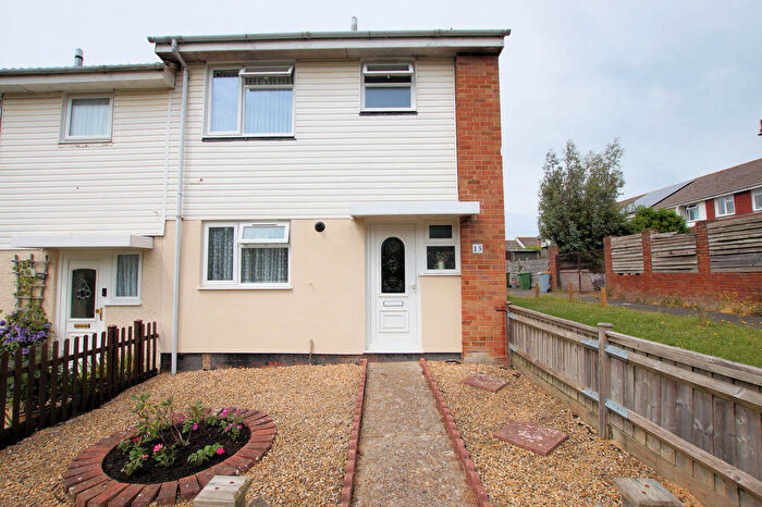 3 Bedroom End Of Terrace House For Sale In Simpson Close, Portchester, PO16