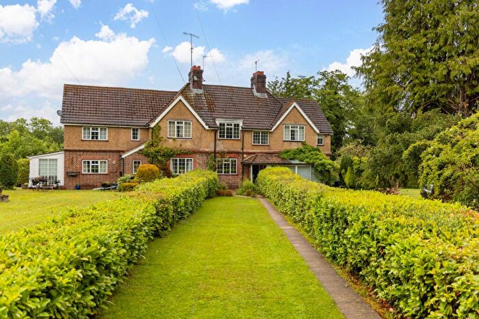 2 Bedroom Terraced House For Sale In Coombe Hill Road, East Grinstead, RH19