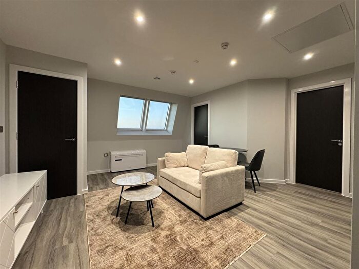 1 Bedroom Flat To Rent In Caversham Road, Reading, RG1