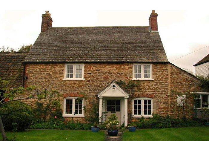 2 Bedroom Property To Rent In Studley, Calne, SN11