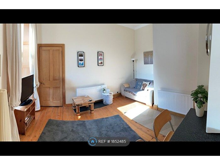 1 Bedroom Flat To Rent In Morningside Road, Edinburgh, EH10