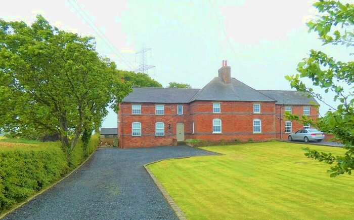 4 Bedroom Semi-Detached House To Rent In Island Lane, Winmarleigh, PR3