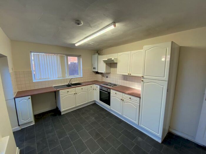 3 Bedroom End Of Terrace House To Rent In Delamore Street, Liverpool, L4