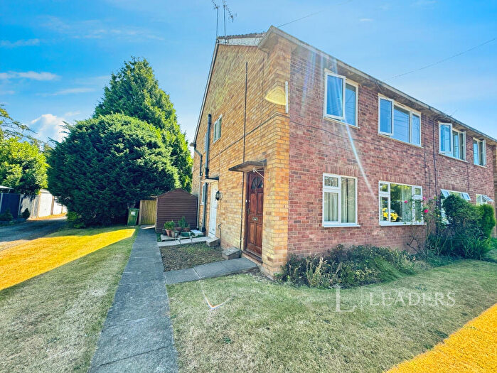 2 Bedroom Maisonette To Rent In Denton Close, Kenilworth, CV8