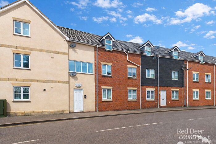 2 Bedroom Flat For Sale In St. John Street, Bridgwater, TA6