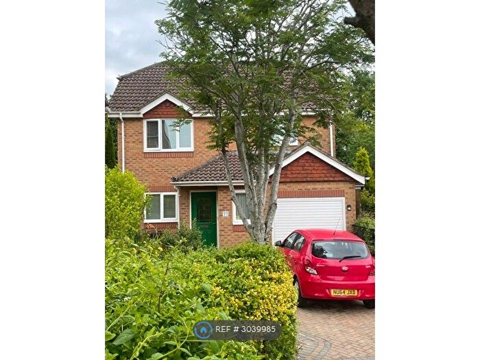 3 Bedroom Detached House To Rent In Mill Rise, Robertsbridge, TN32