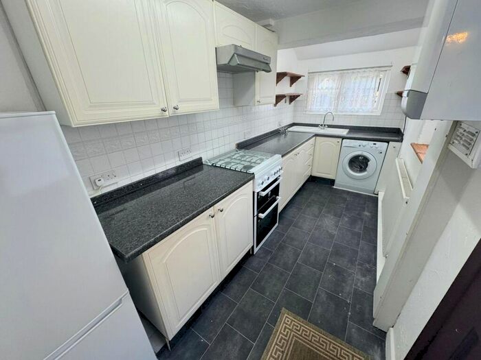 2 Bedroom Terraced House To Rent In Kent Road, Orpington, BR5