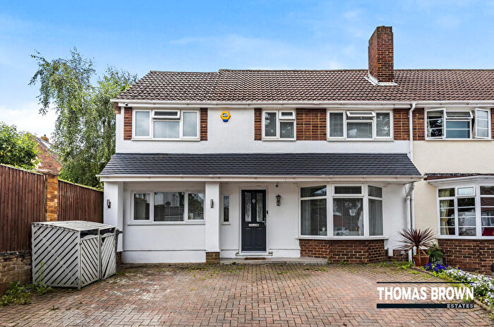 5 Bedroom Semi Detached House For Sale In Blenheim Road, Orpington, BR6